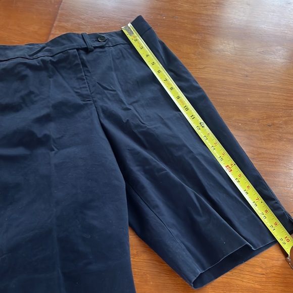 Jones New York Bermuda Shorts Navy Twill Cotton Blend Stretch Shorts w/Side Slit - Picture 8 of 13